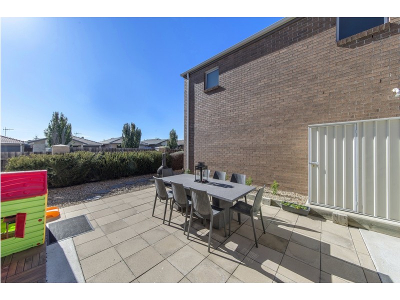 6 Toft Street, Dunlop ACT 2615