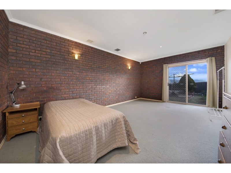 14 Pomeroy Street, Dunlop ACT 2615