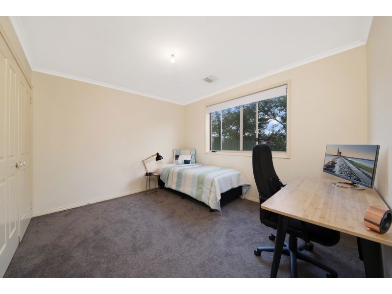 14 Pomeroy Street, Dunlop ACT 2615
