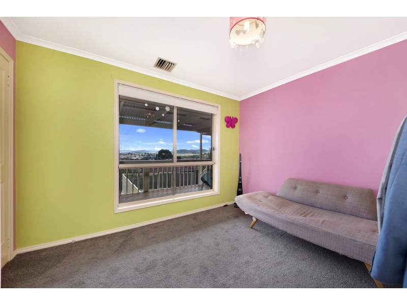 14 Pomeroy Street, Dunlop ACT 2615