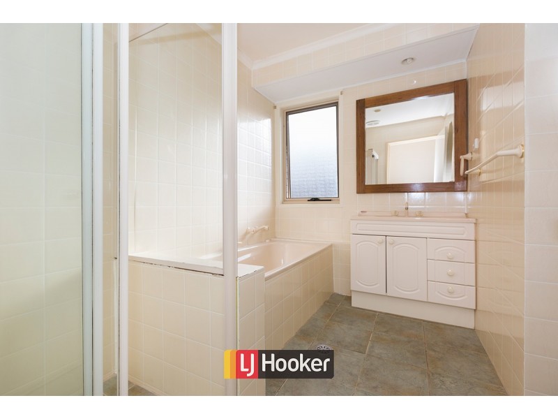 6 Keats Place, Melba ACT 2615