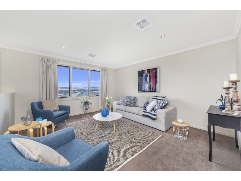 17 Beanland Street, Casey ACT 2913