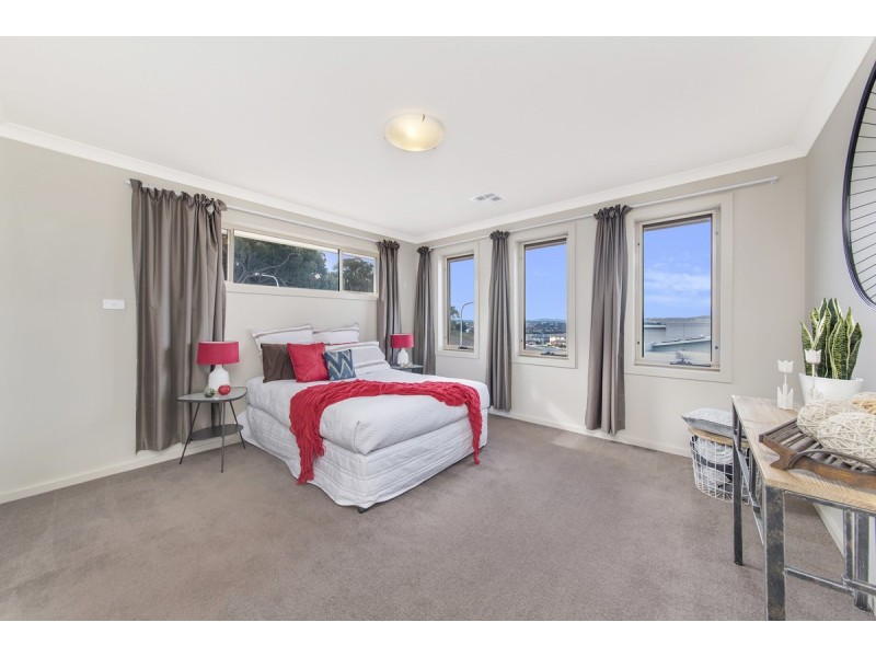 17 Beanland Street, Casey ACT 2913