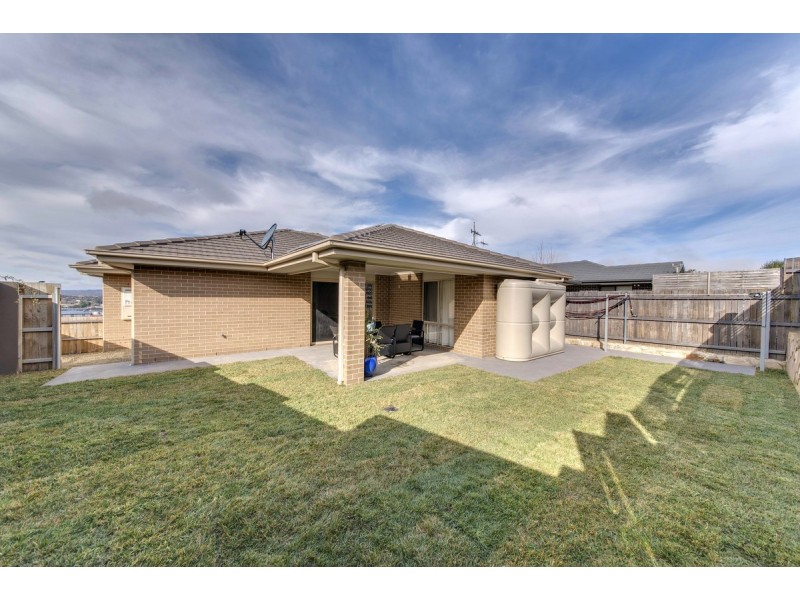 17 Beanland Street, Casey ACT 2913