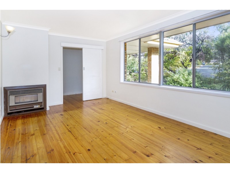 8 Bundey Street, Higgins ACT 2615