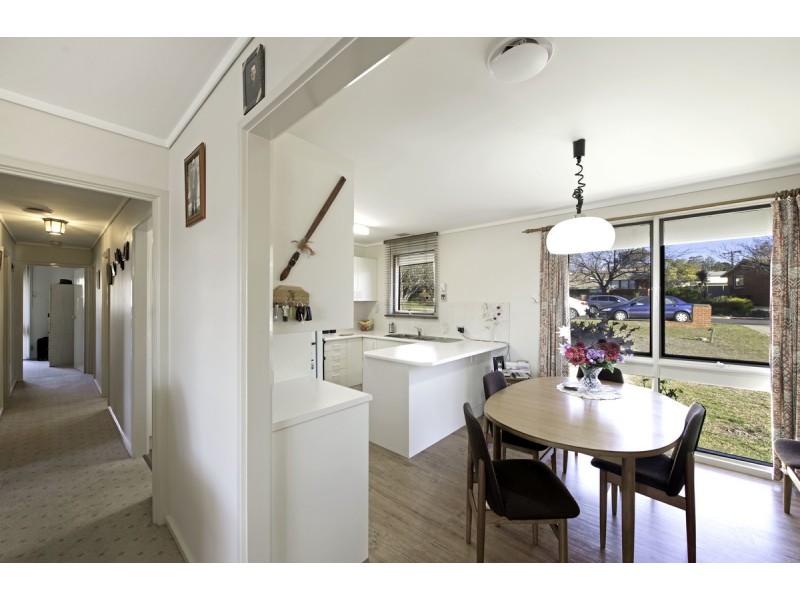 5 Weber Place, Holt ACT 2615