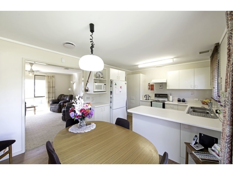 5 Weber Place, Holt ACT 2615