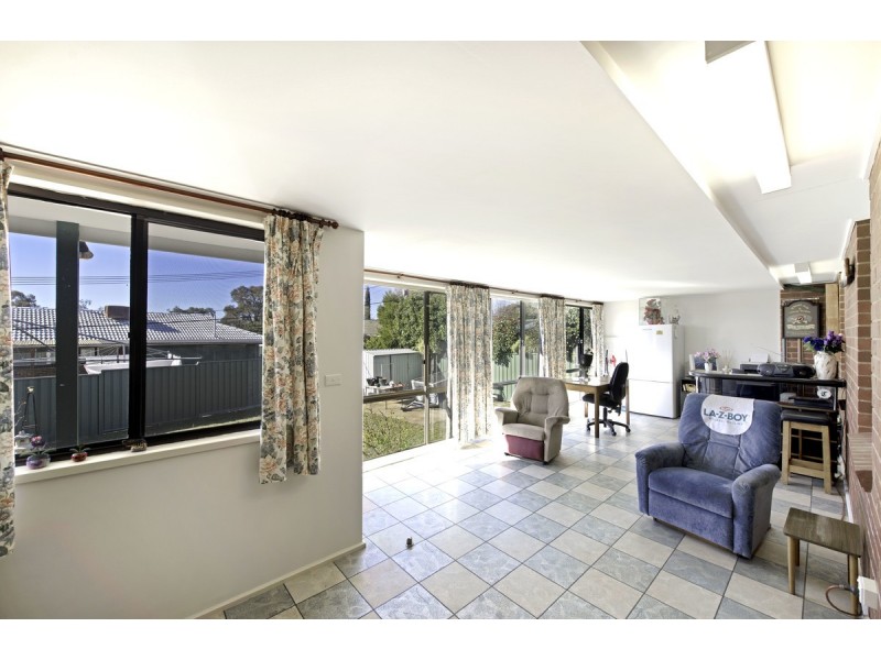 5 Weber Place, Holt ACT 2615