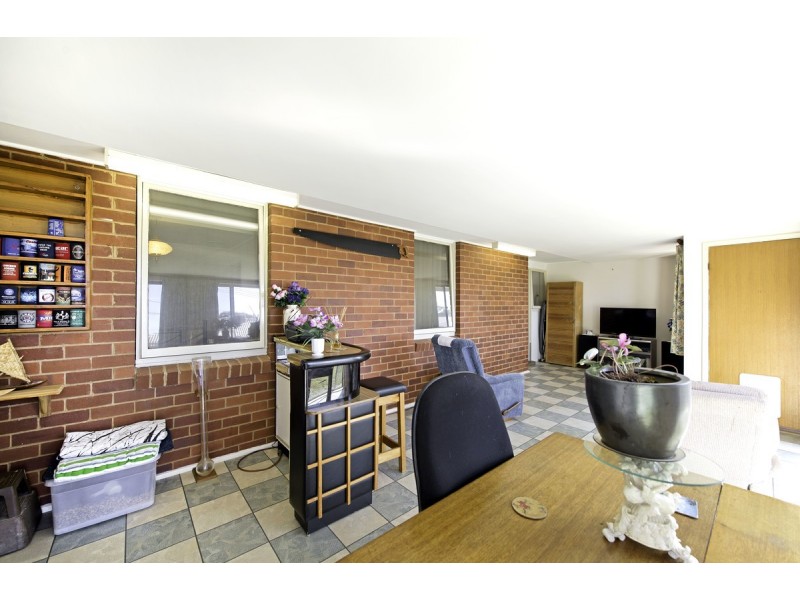 5 Weber Place, Holt ACT 2615