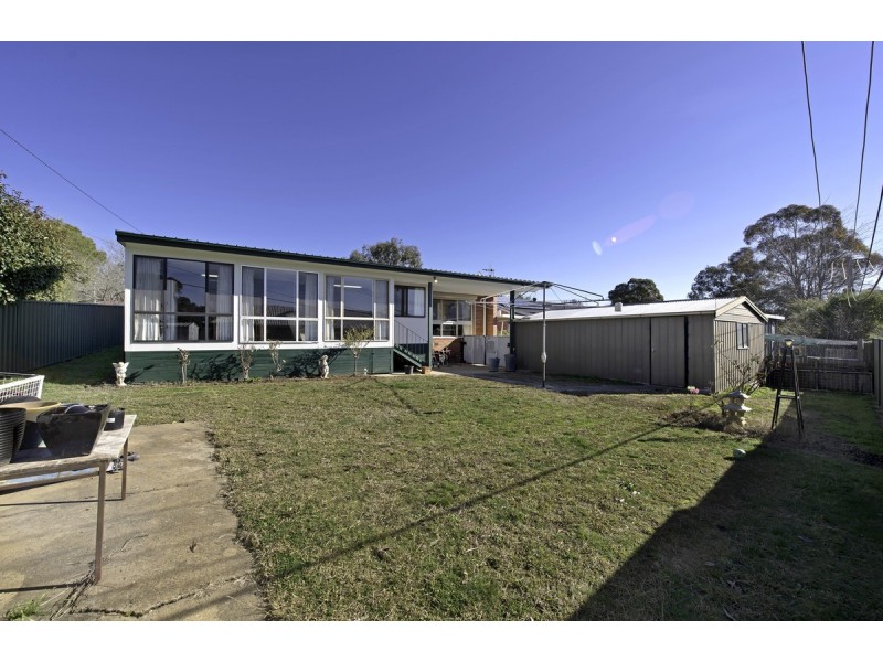 5 Weber Place, Holt ACT 2615