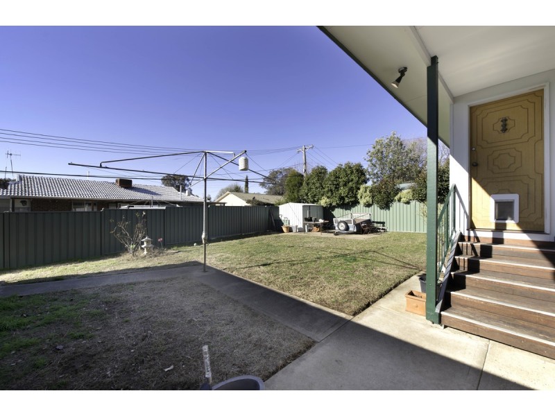 5 Weber Place, Holt ACT 2615
