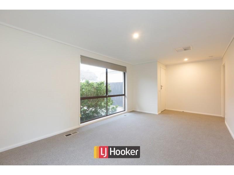 10 Packham Place, Charnwood ACT 2615