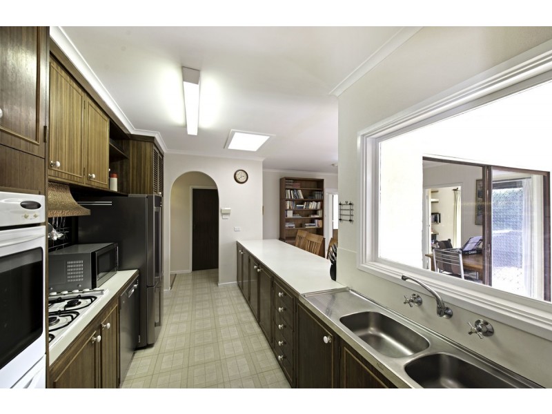 6 Backhouse Street, Latham ACT 2615