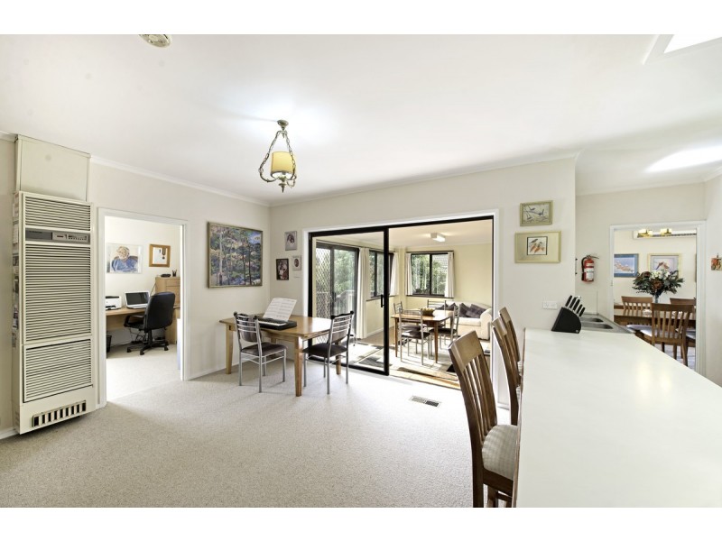 6 Backhouse Street, Latham ACT 2615