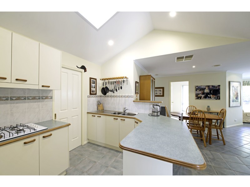 13 Slight Place, Holt ACT 2615
