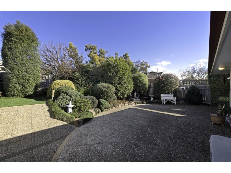 13 Slight Place, Holt ACT 2615