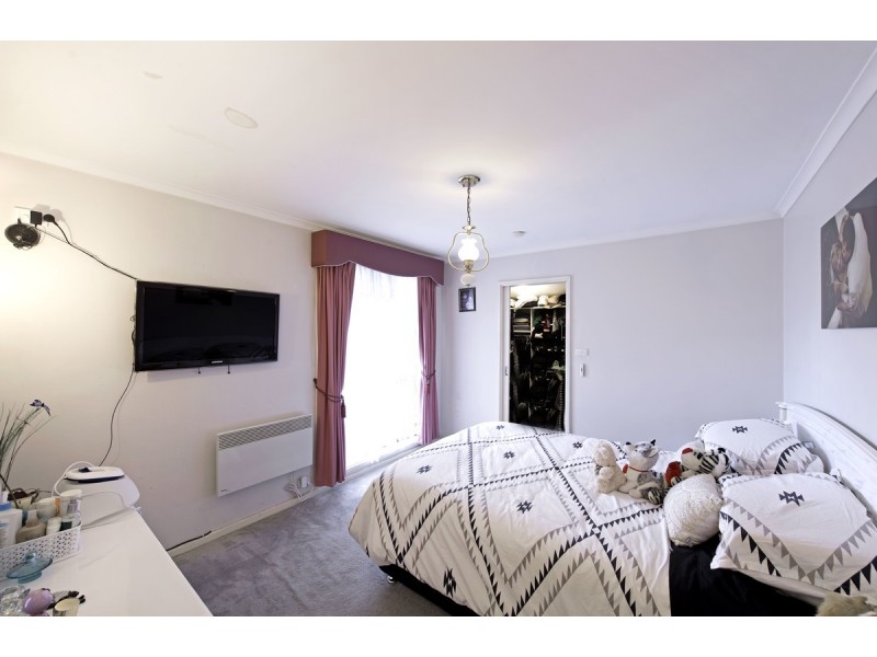 25 Macnaughton Street, Holt ACT 2615