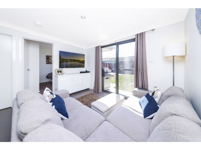 27 Helby Street, Harrison ACT 2914