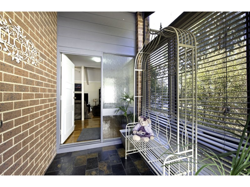 10 Landale Place, Charnwood ACT 2615