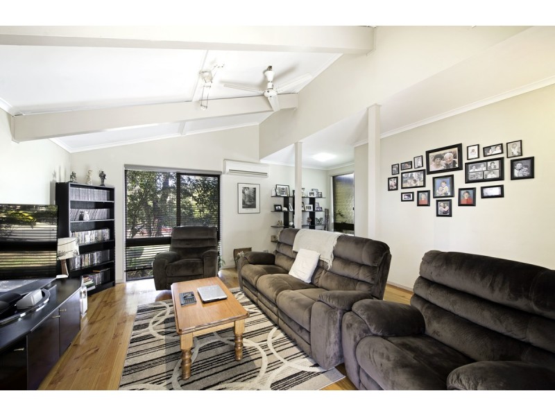 10 Landale Place, Charnwood ACT 2615