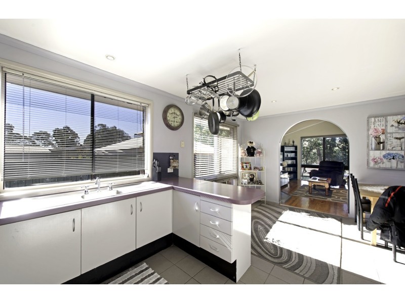 10 Landale Place, Charnwood ACT 2615
