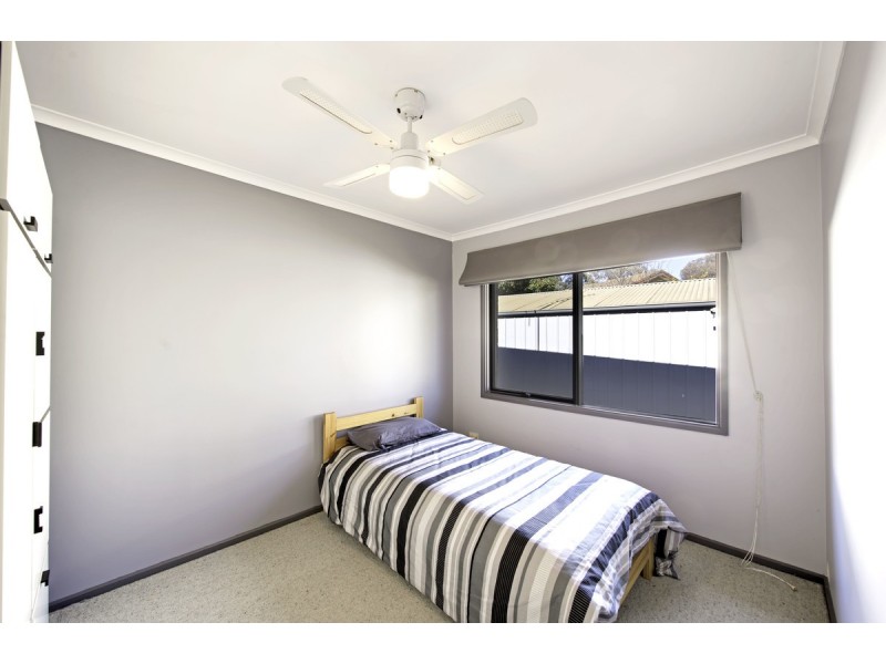 10 Landale Place, Charnwood ACT 2615