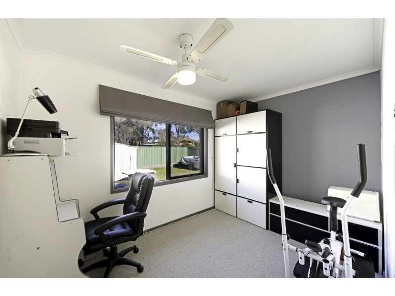 10 Landale Place, Charnwood ACT 2615