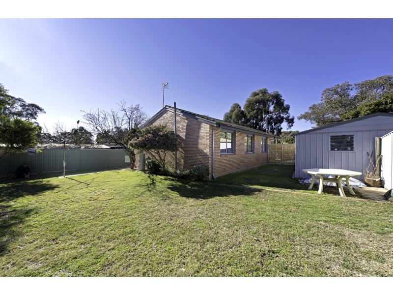 10 Landale Place, Charnwood ACT 2615