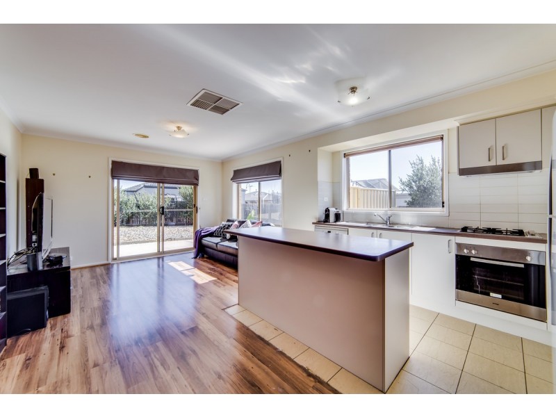 13 Eric De Salis Street, Macgregor ACT 2615