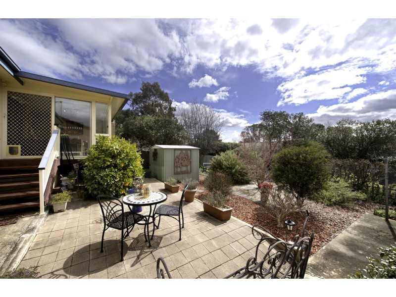 8 Box Place, Latham ACT 2615