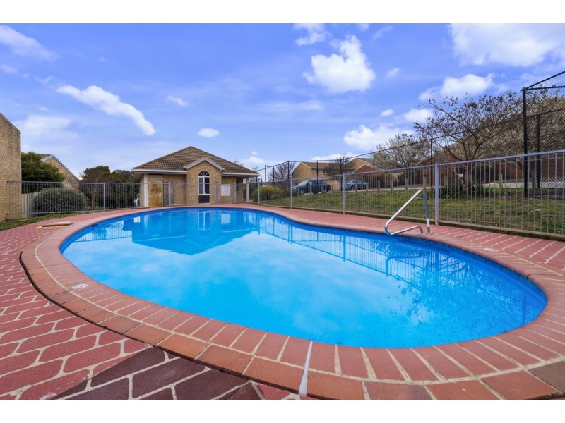 128/15 John Cleland Crescent, Florey ACT 2615