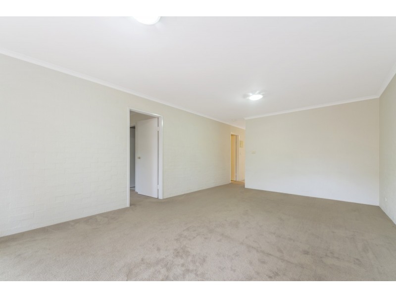 128/15 John Cleland Crescent, Florey ACT 2615