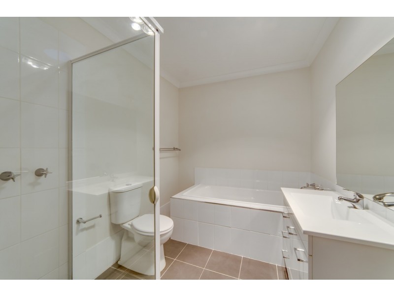 10 Sisely Street, Macgregor ACT 2615