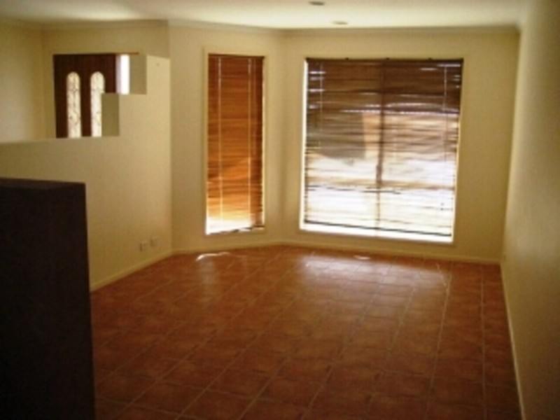 22 Coolgardie Street, Dunlop ACT 2615