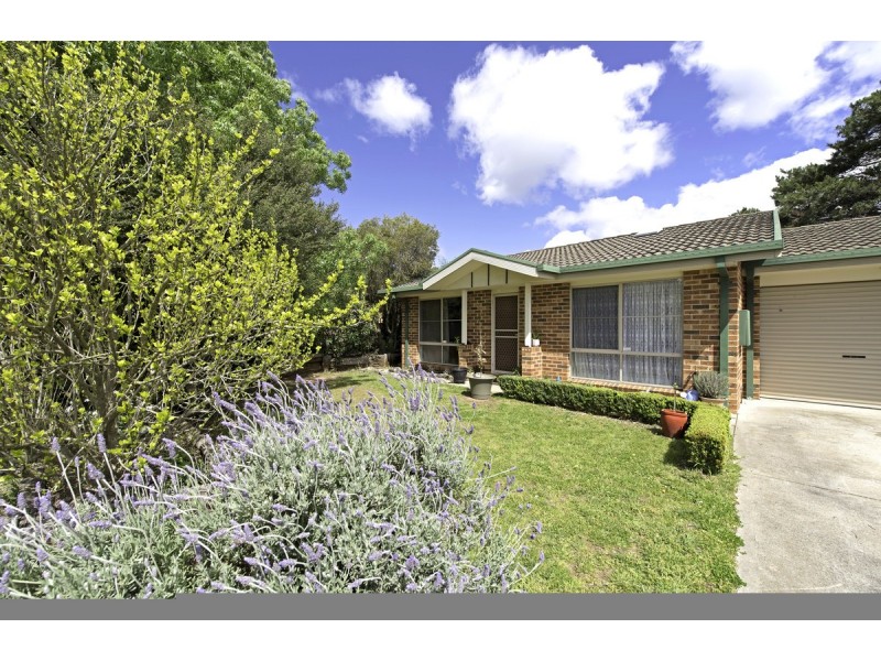 5 Bushby Place, Holt ACT 2615