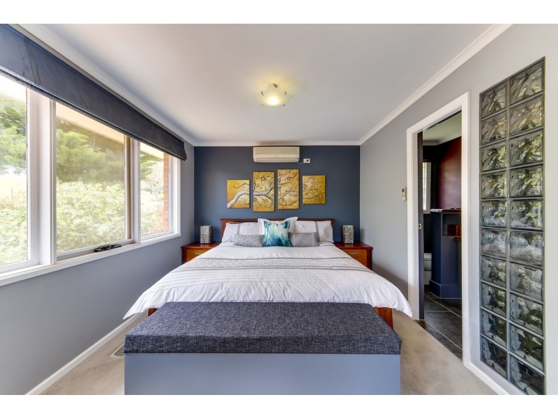 16 Beaney Street, Macgregor ACT 2615