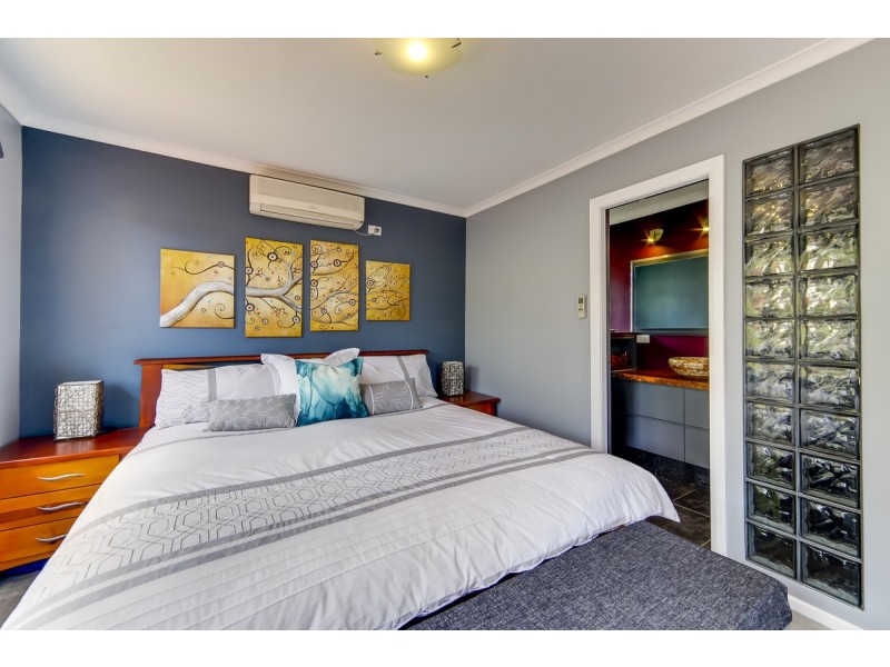 16 Beaney Street, Macgregor ACT 2615