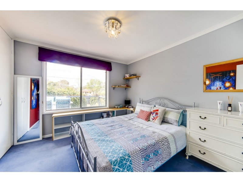 16 Beaney Street, Macgregor ACT 2615