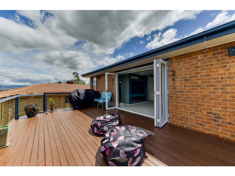 16 Beaney Street, Macgregor ACT 2615