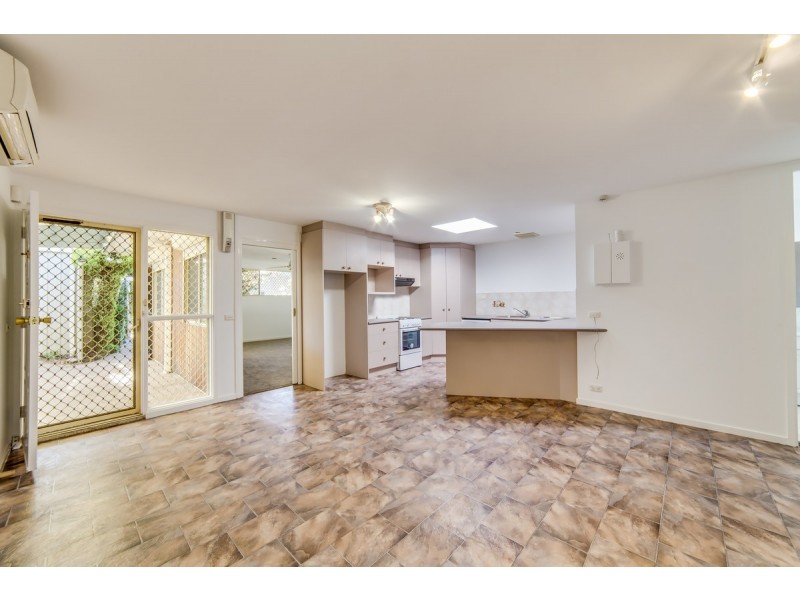 35 Chirnside Circuit, Kambah ACT 2902