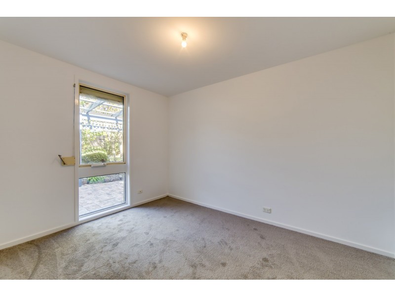 35 Chirnside Circuit, Kambah ACT 2902