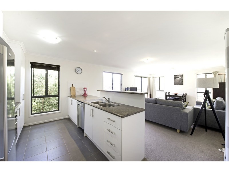 48 Eccles Circuit, Macgregor ACT 2615