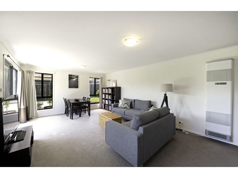 48 Eccles Circuit, Macgregor ACT 2615