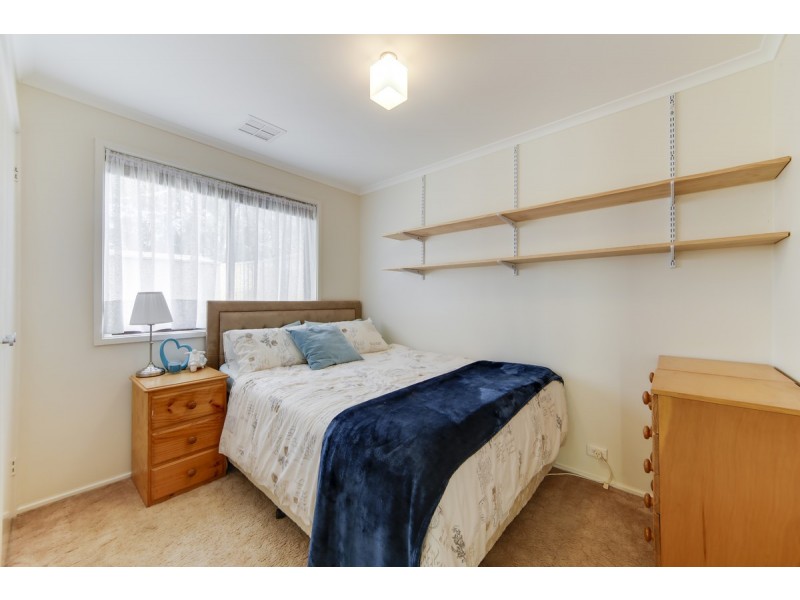 4/6 Beazley Crescent, Calwell ACT 2905