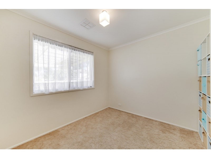 4/6 Beazley Crescent, Calwell ACT 2905