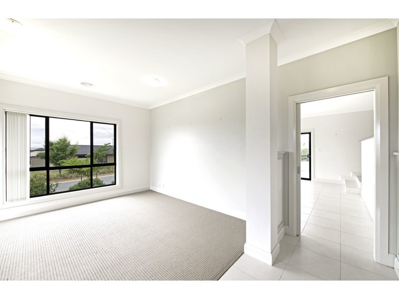 24 Greenman Street, Macgregor ACT 2615