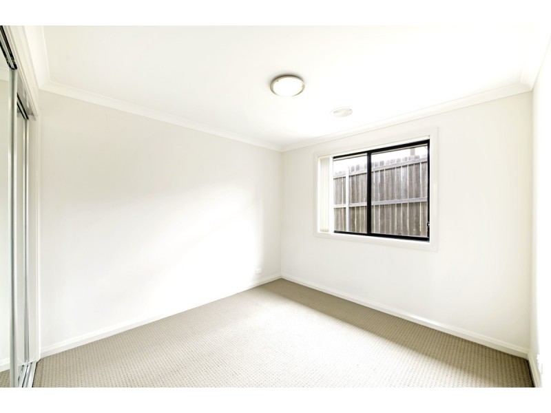 24 Greenman Street, Macgregor ACT 2615