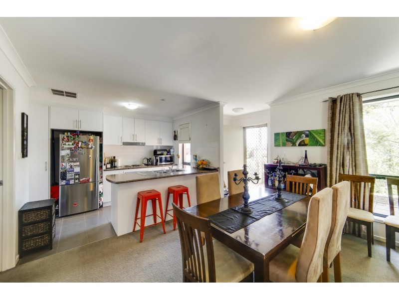 6 Sax Place, Macgregor ACT 2615