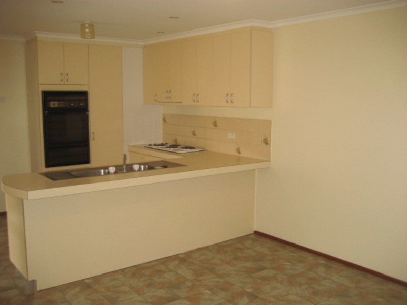 11 Stanbury Place, Holt ACT 2615