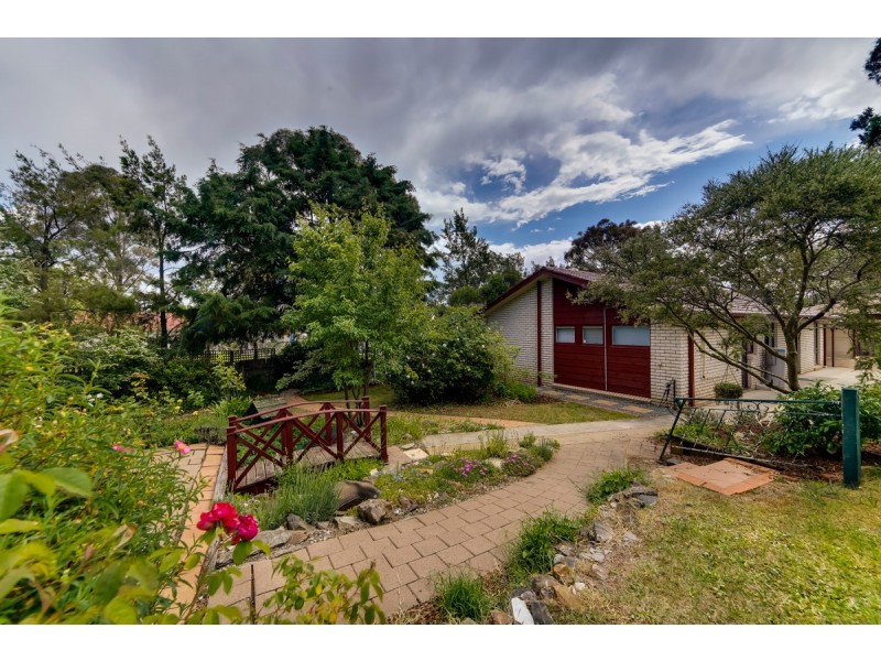 18 Macintyre Street, Charnwood ACT 2615